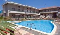 Alexander Inn Resort, частни квартири в града Stavros, Гърция