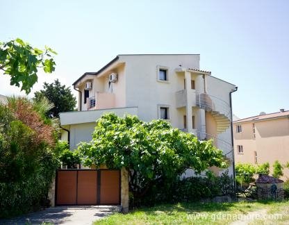 Апартаменти Susanj, частни квартири в града &Scaron;u&scaron;anj, Черна Гора - Apartman-2